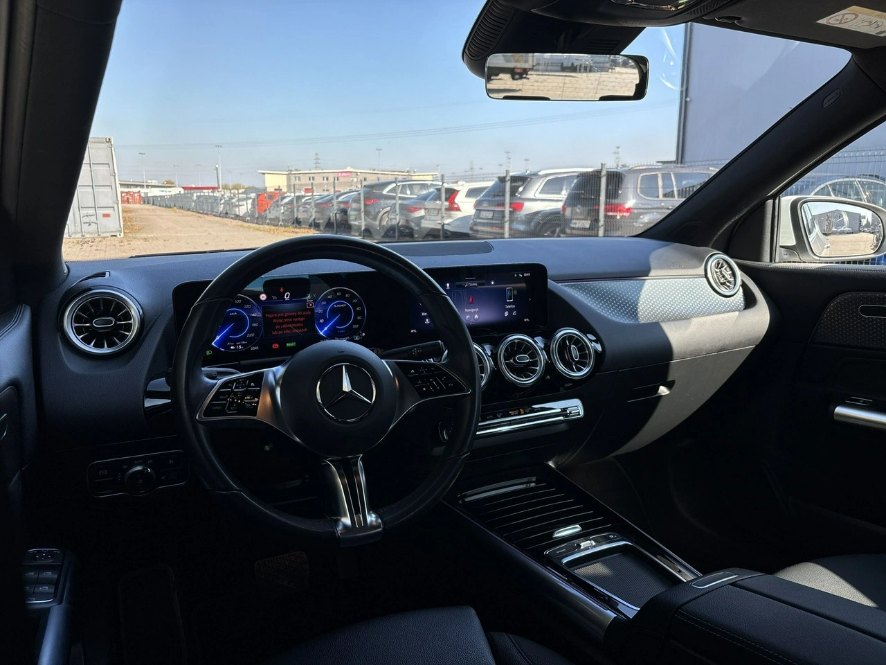 Mercedes EQA - Zdjęcie 11