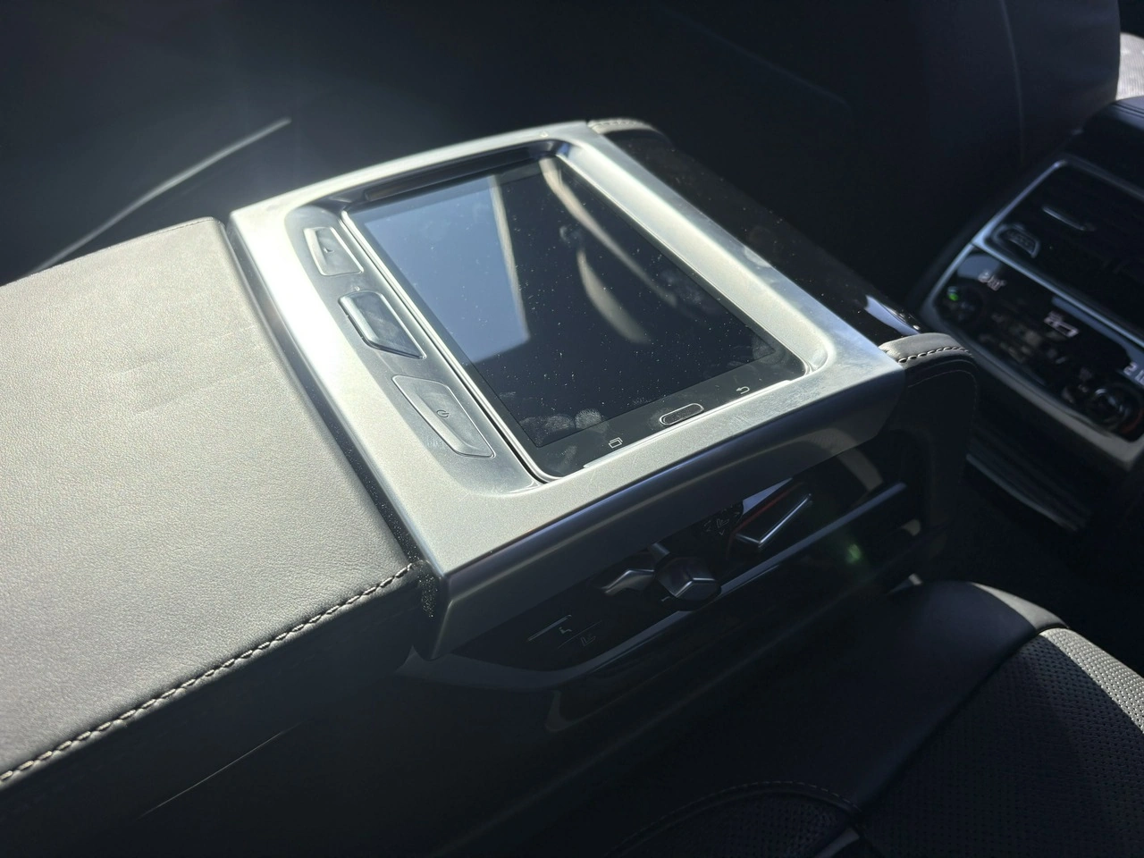 BMW 740 - Zdjęcie 36