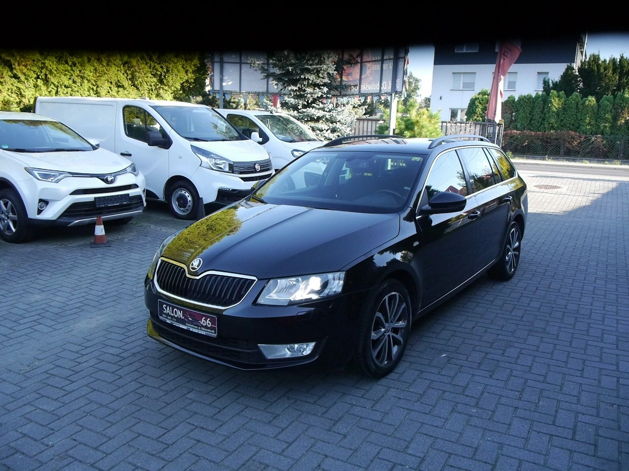 Skoda Octavia - Zdjęcie 2