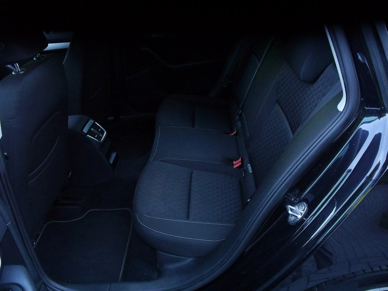 Skoda Octavia - Zdjęcie 32