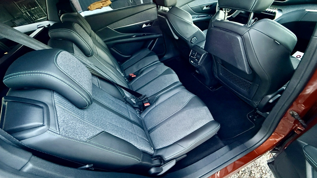 Peugeot 5008 - Zdjęcie 16