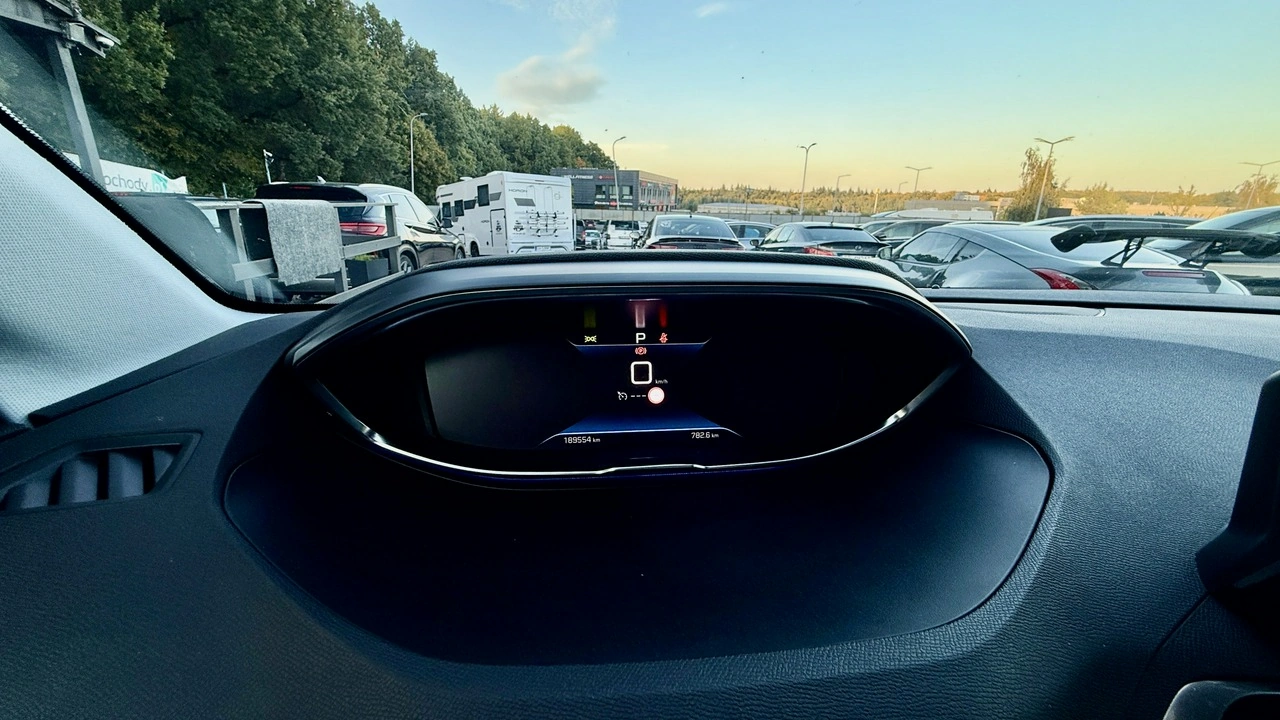 Peugeot 5008 - Zdjęcie 23