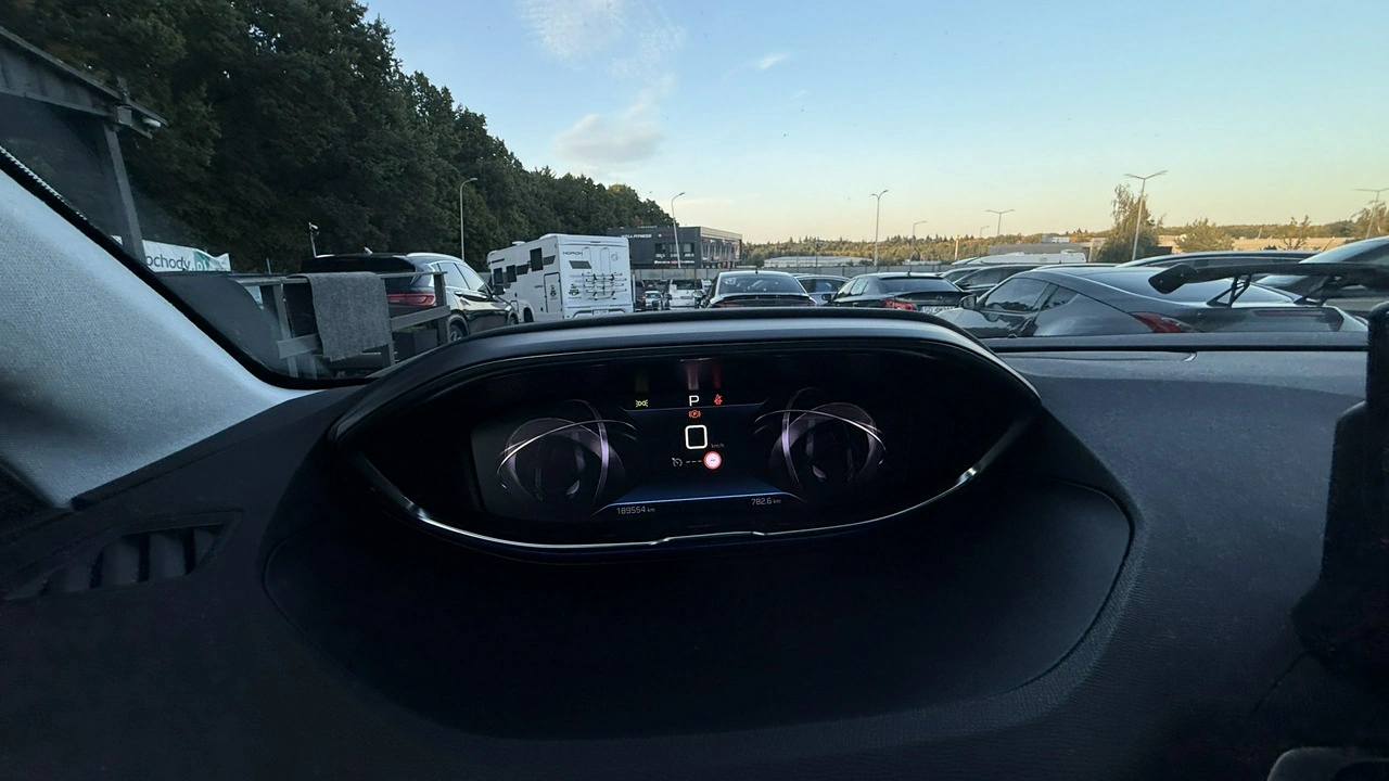 Peugeot 5008 - Zdjęcie 26