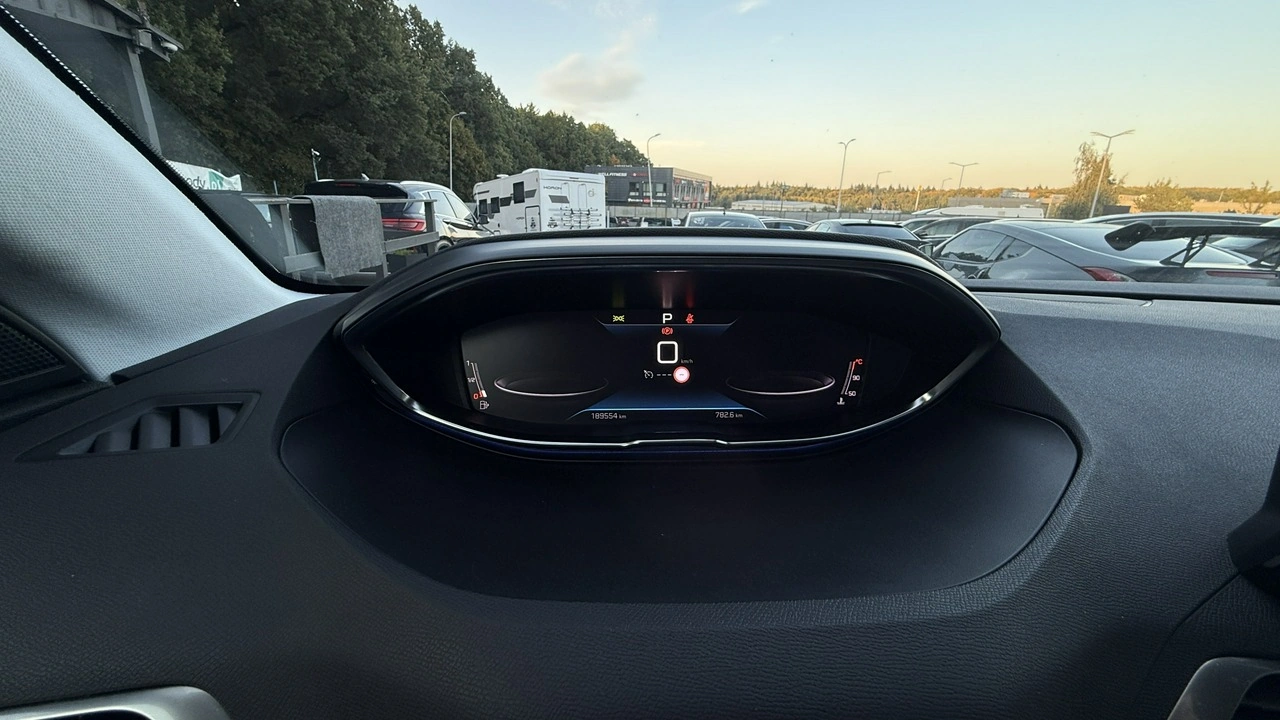 Peugeot 5008 - Zdjęcie 27