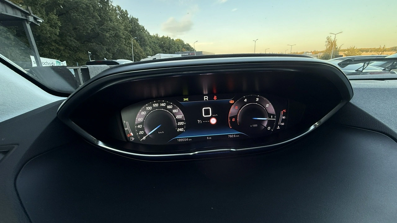Peugeot 5008 - Zdjęcie 36