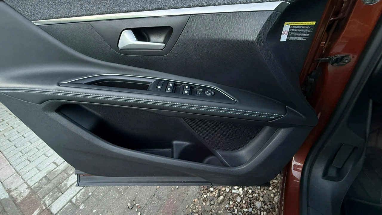 Peugeot 5008 - Zdjęcie 38