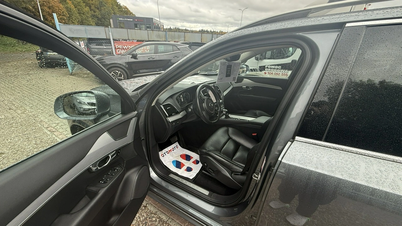 Volvo XC 90 - Zdjęcie 17