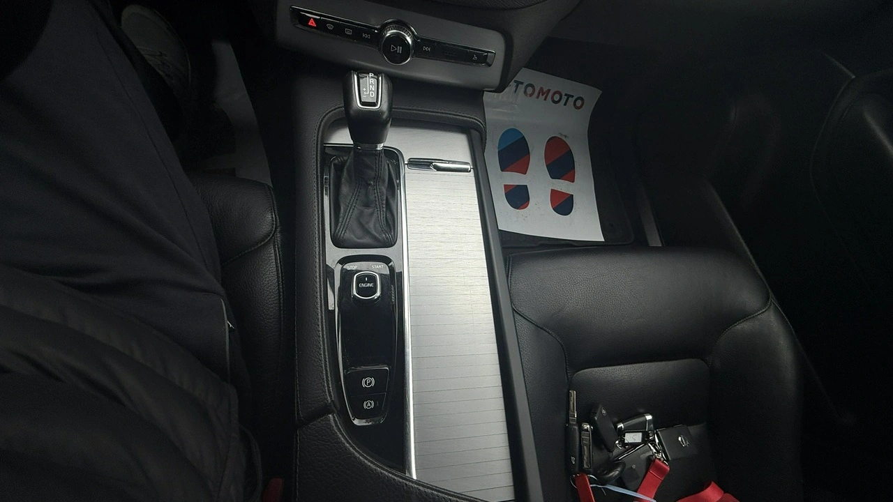 Volvo XC 90 - Zdjęcie 21
