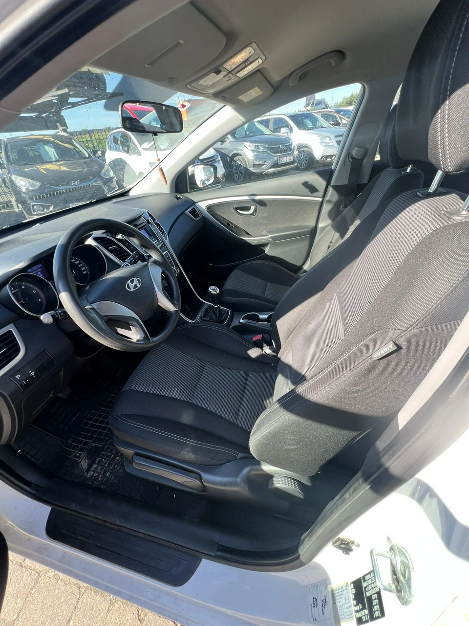 Hyundai i30 - Zdjęcie 11