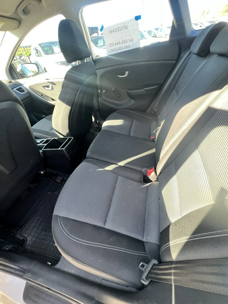 Hyundai i30 - Zdjęcie 8