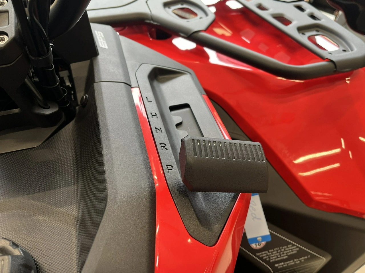 CF Moto C-Force - Zdjęcie 10