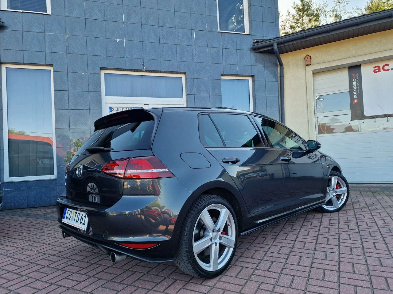 Volkswagen Golf - Zdjęcie 16
