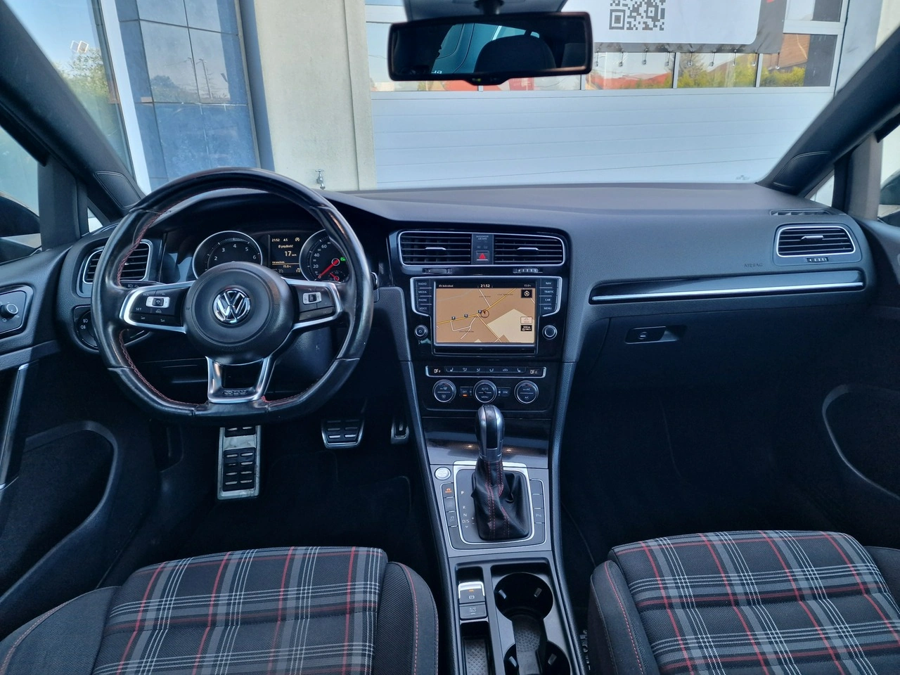Volkswagen Golf - Zdjęcie 19
