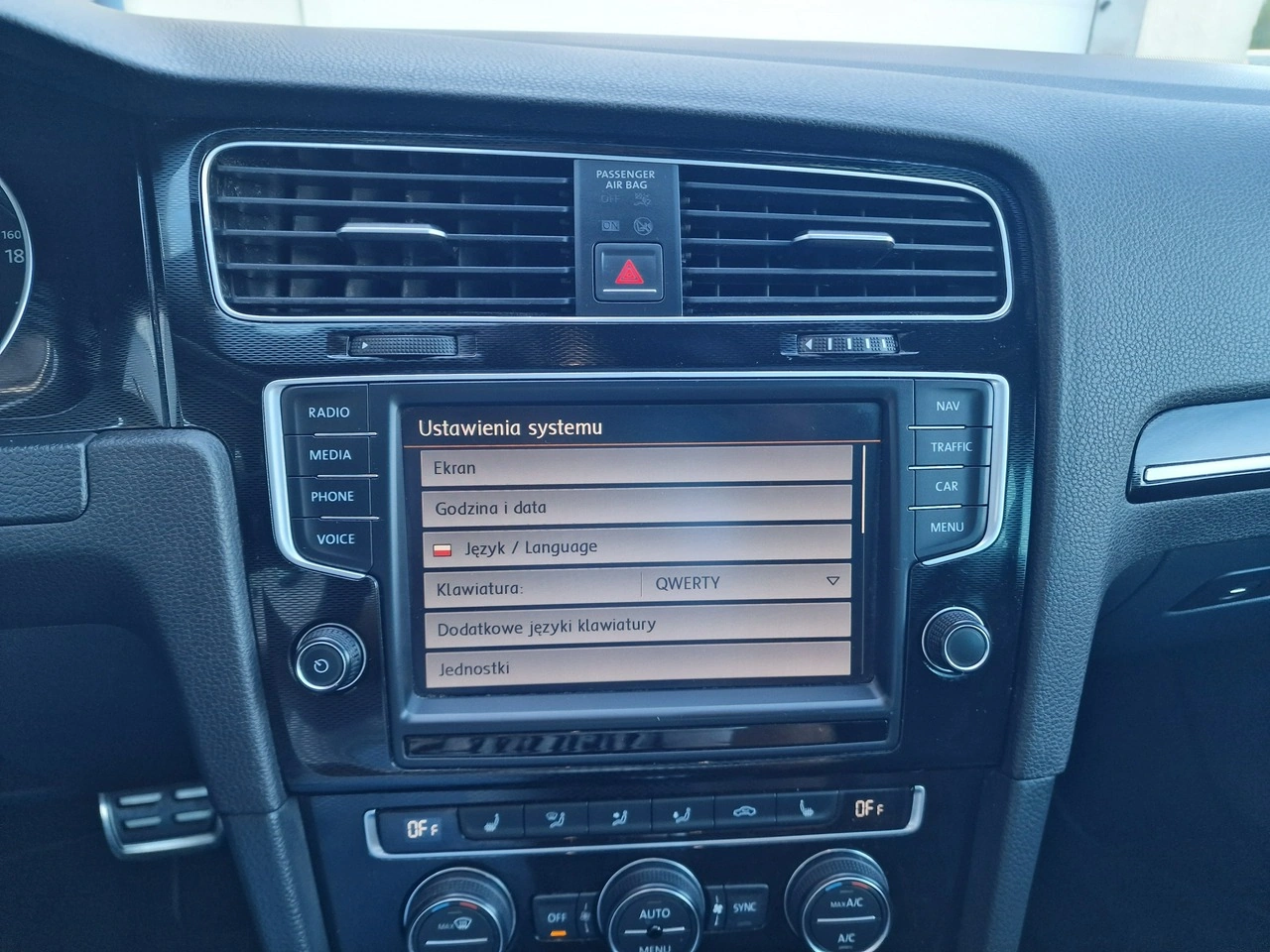 Volkswagen Golf - Zdjęcie 29