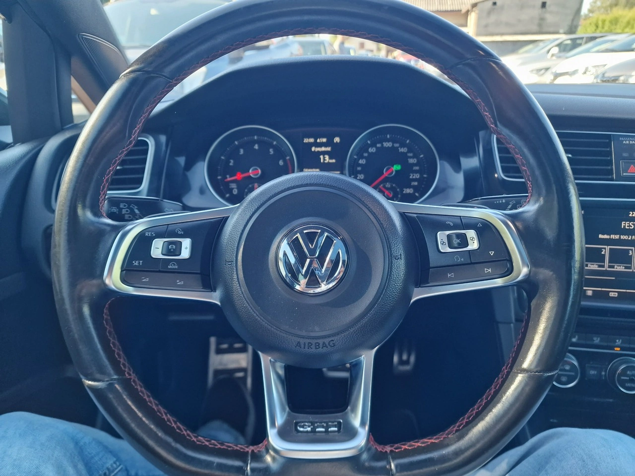 Volkswagen Golf - Zdjęcie 36