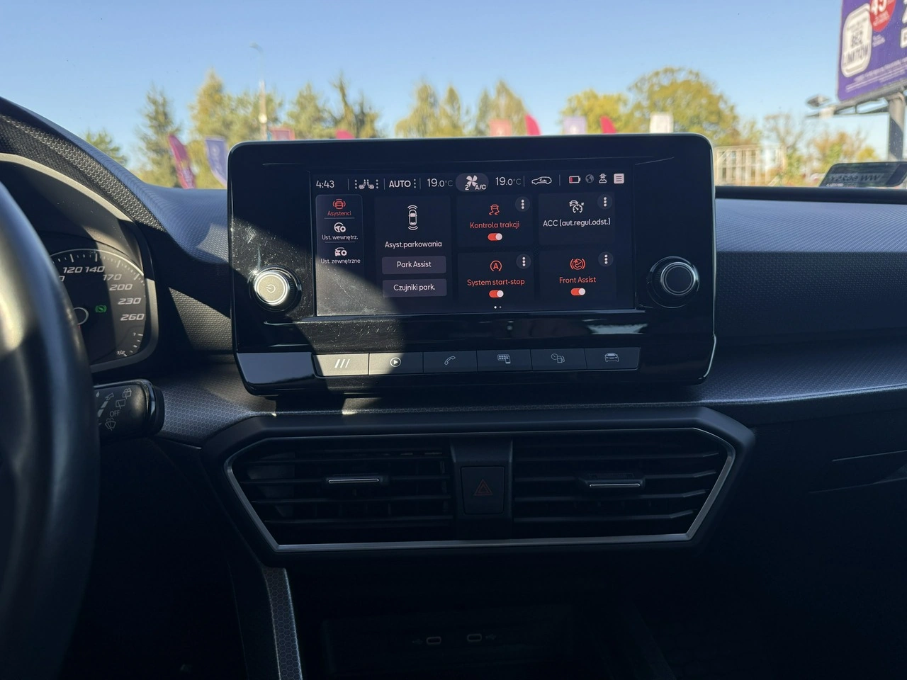 Seat Leon - Zdjęcie 20