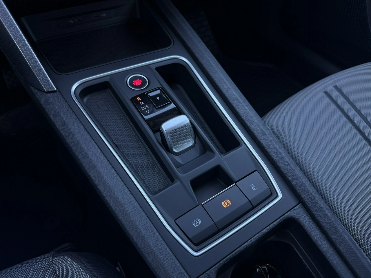 Seat Leon - Zdjęcie 24