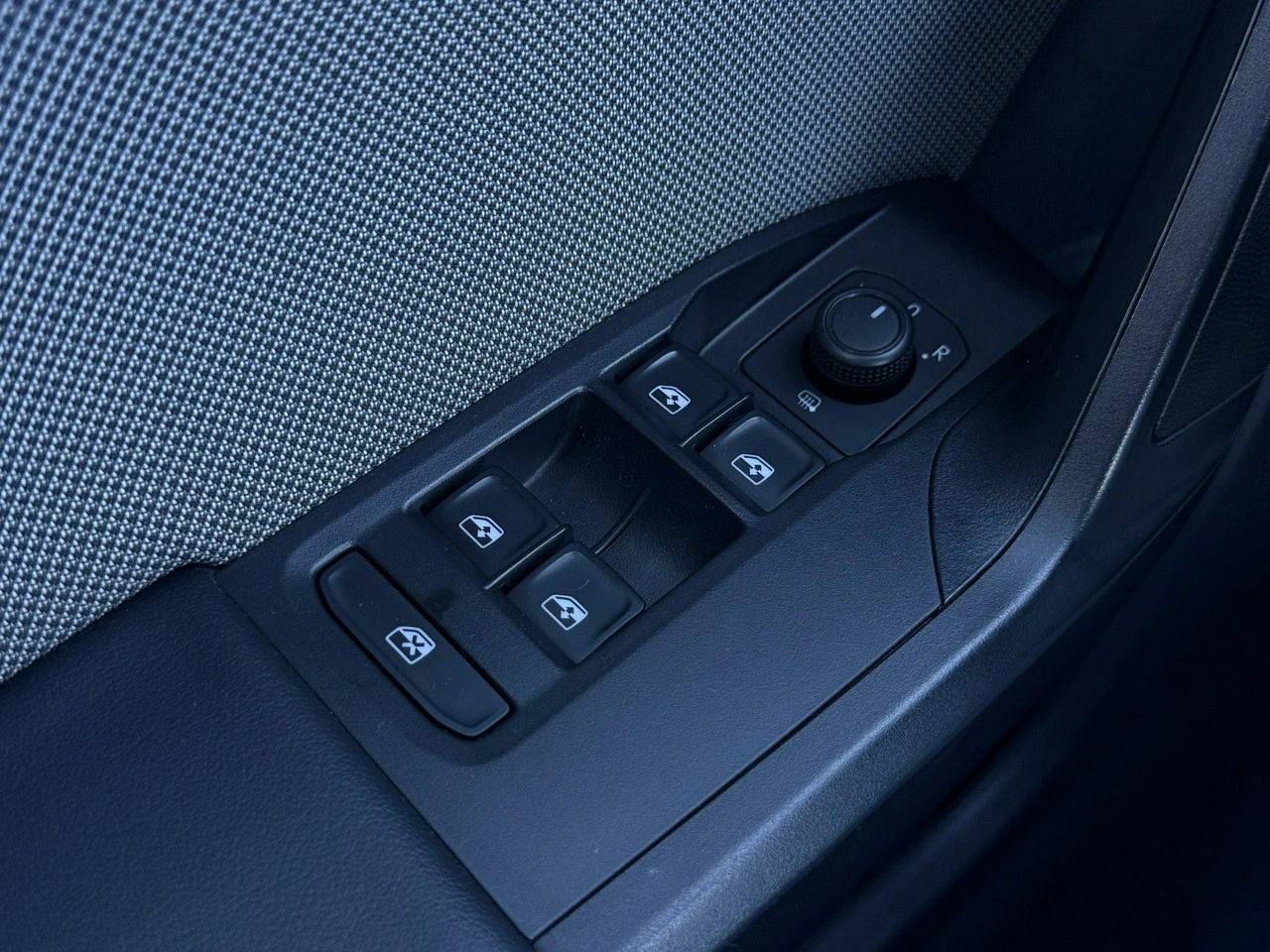 Seat Leon - Zdjęcie 28