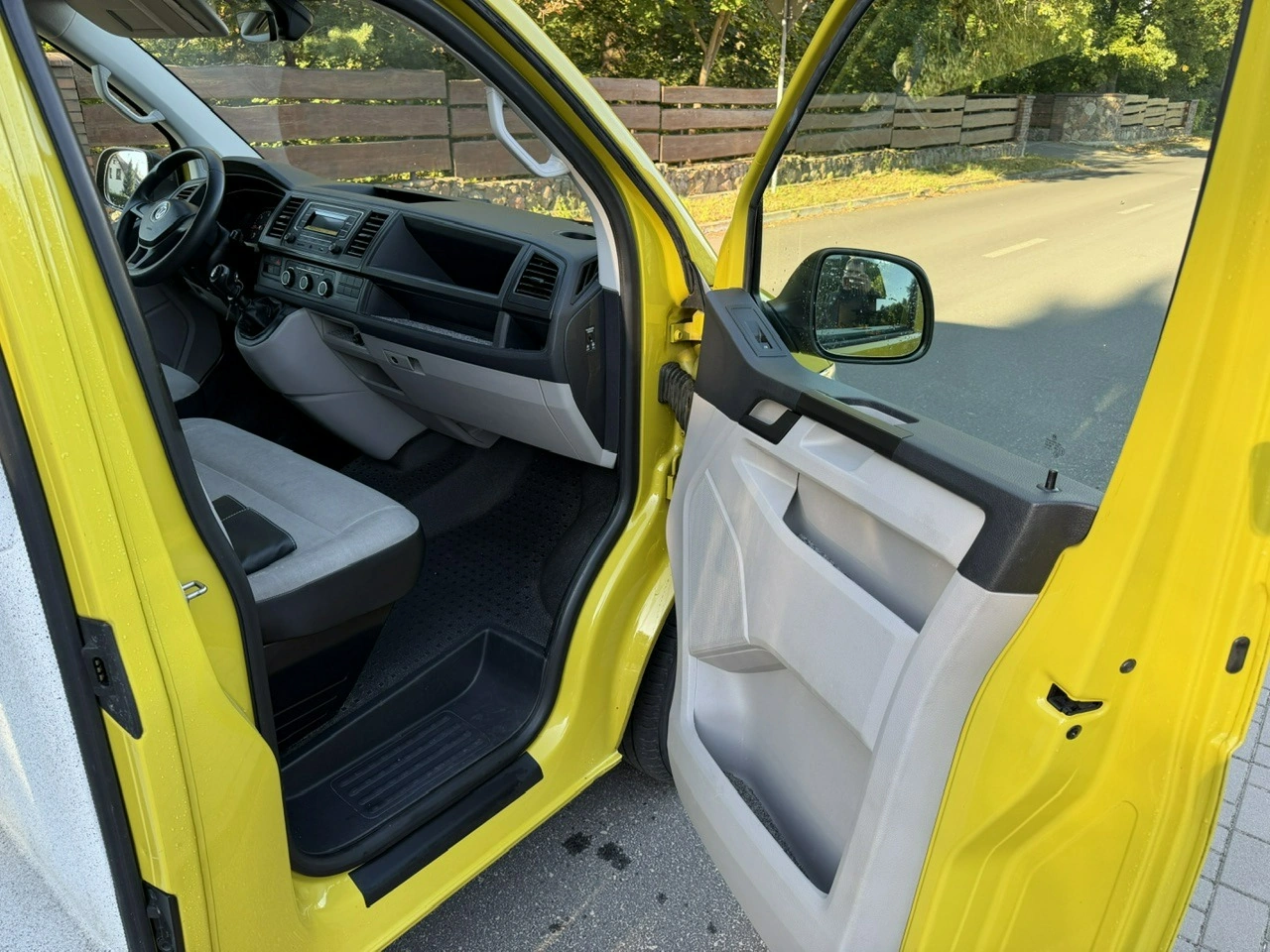 Volkswagen Transporter - Zdjęcie 13