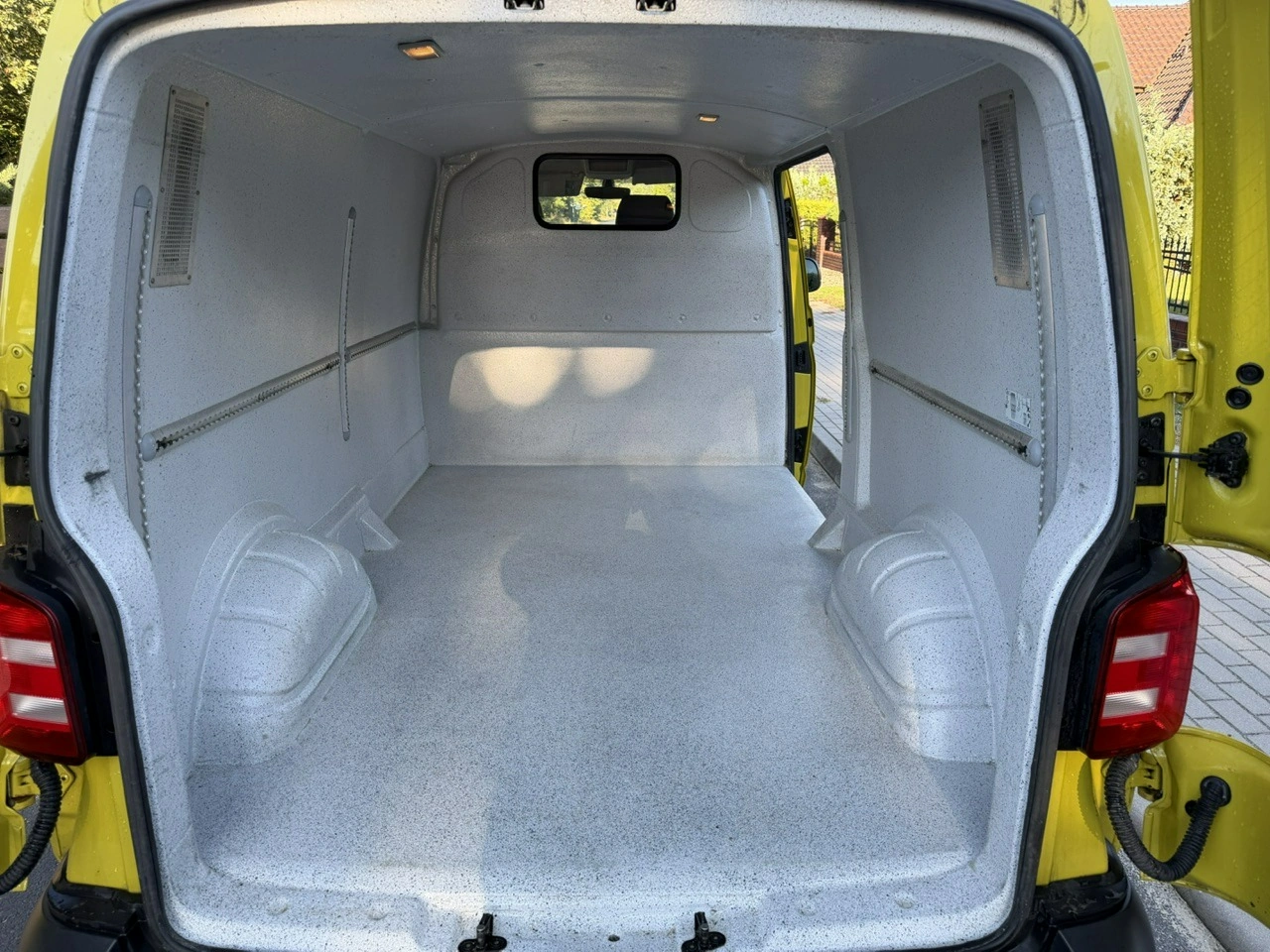 Volkswagen Transporter - Zdjęcie 15