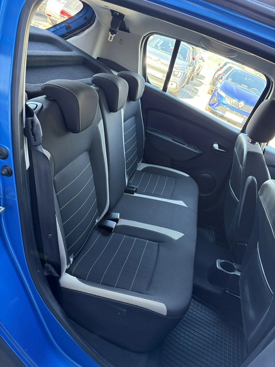 Dacia Sandero Stepway - Zdjęcie 13