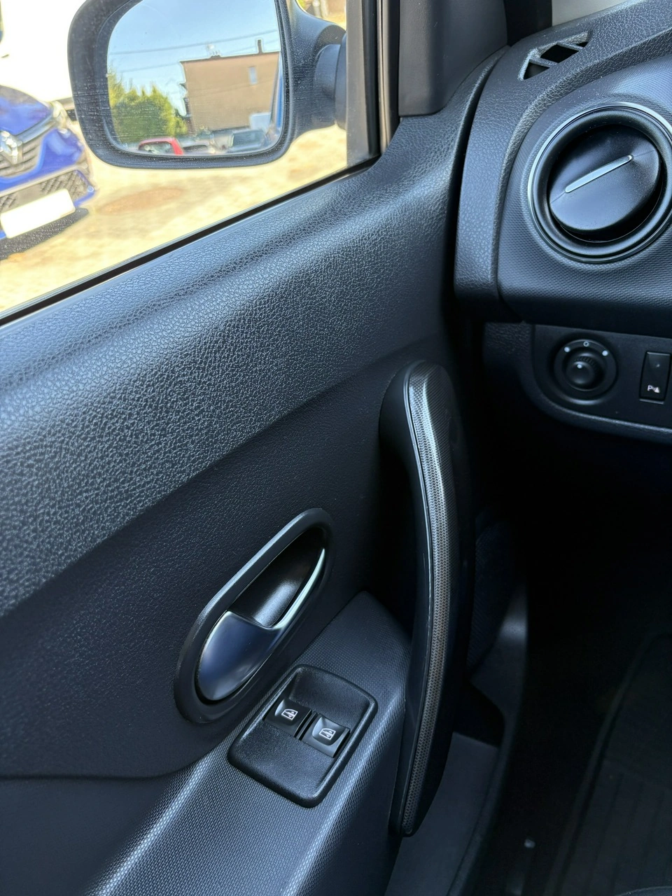 Dacia Sandero Stepway - Zdjęcie 23