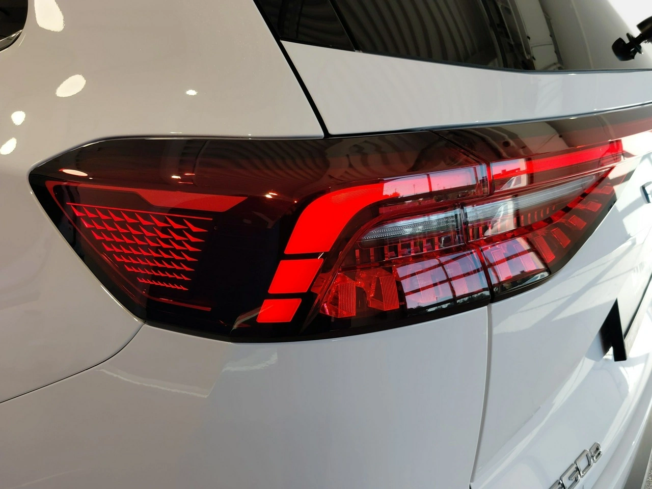 Chery Tiggo 8 - Zdjęcie 11