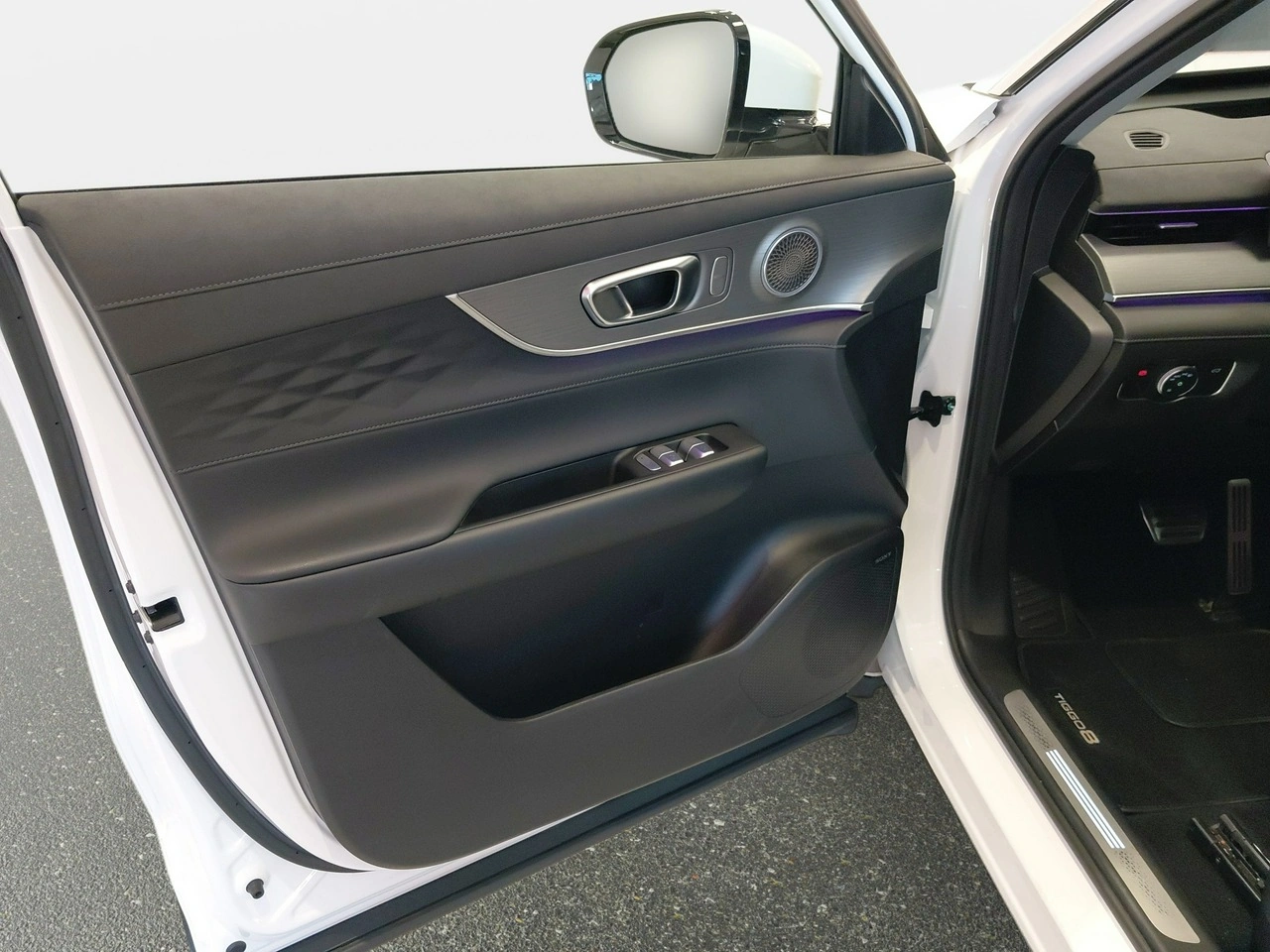 Chery Tiggo 8 - Zdjęcie 13