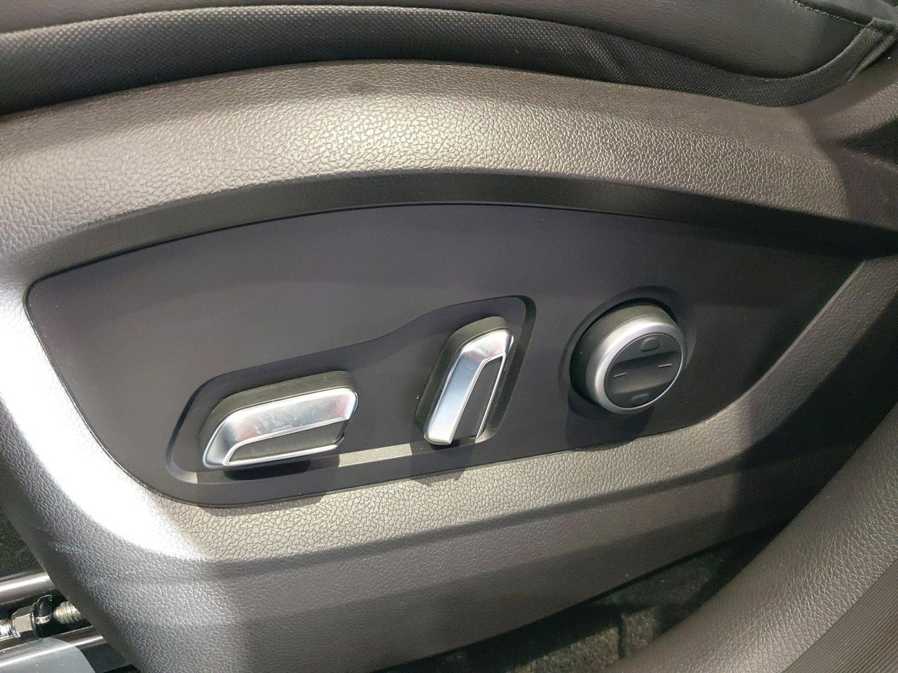 Chery Tiggo 8 - Zdjęcie 14