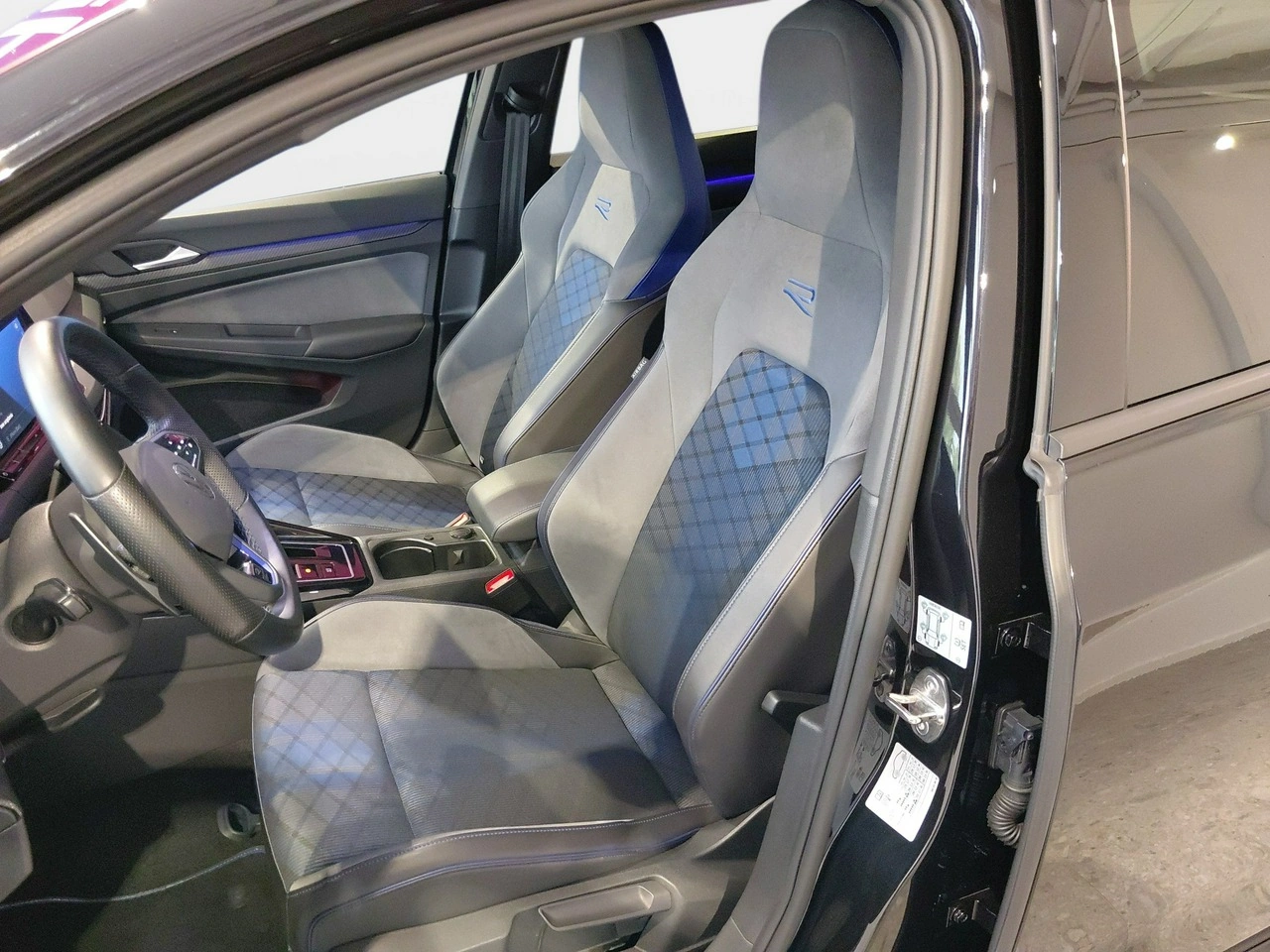 Volkswagen Golf - Zdjęcie 11
