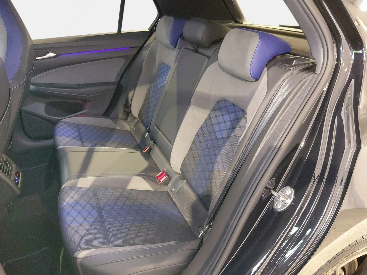 Volkswagen Golf - Zdjęcie 13