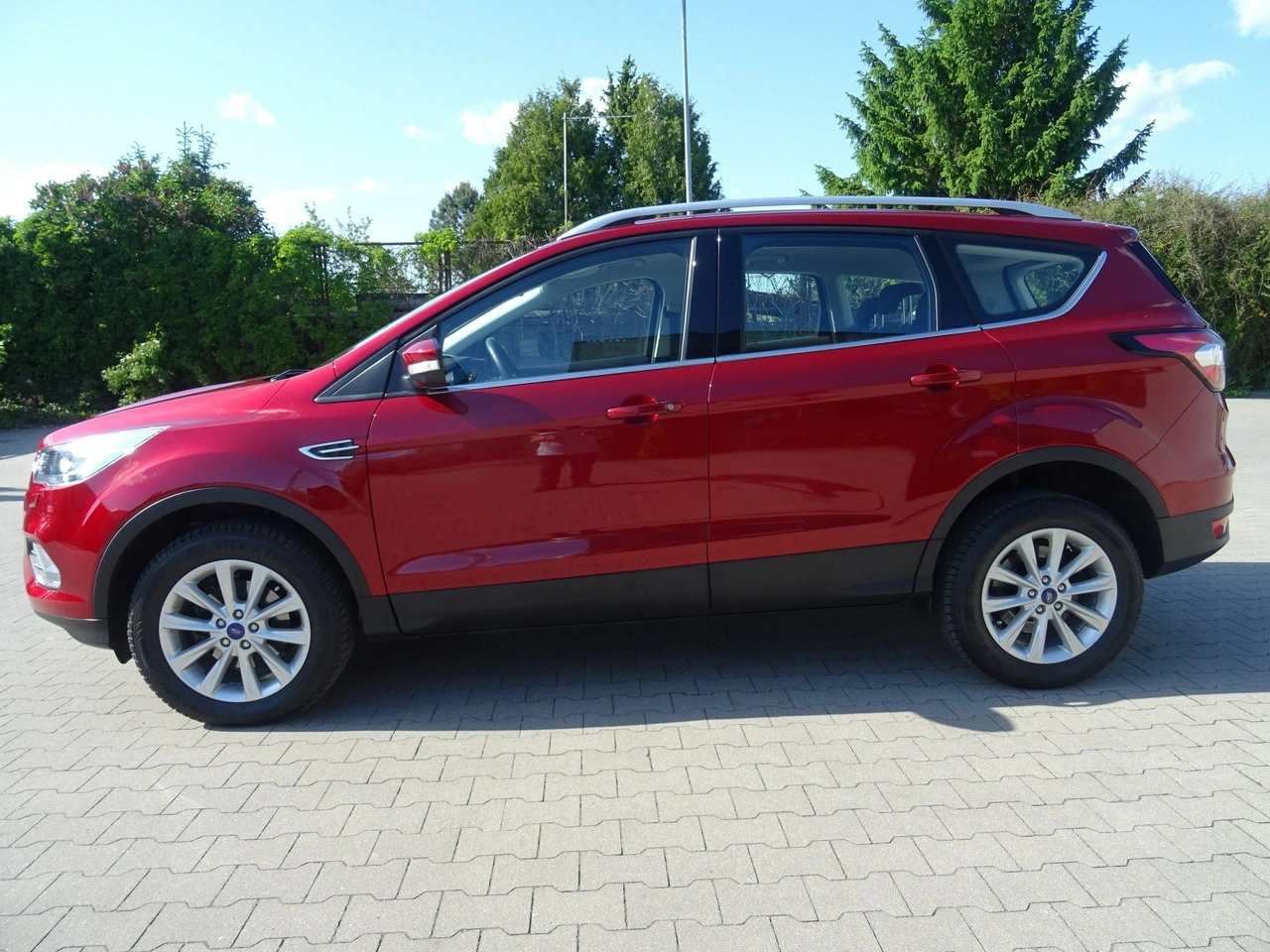 Ford Kuga - Zdjęcie 4