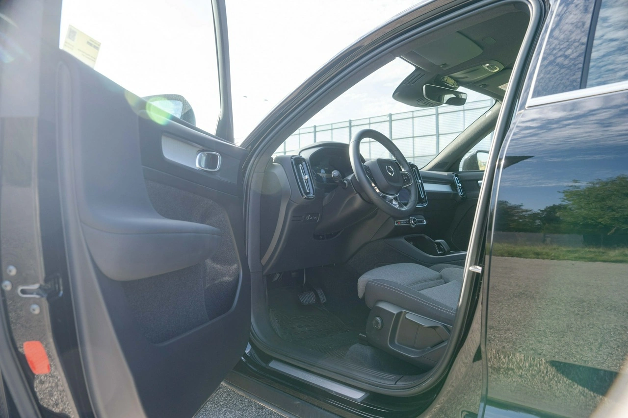 Volvo XC 40 - Zdjęcie 15