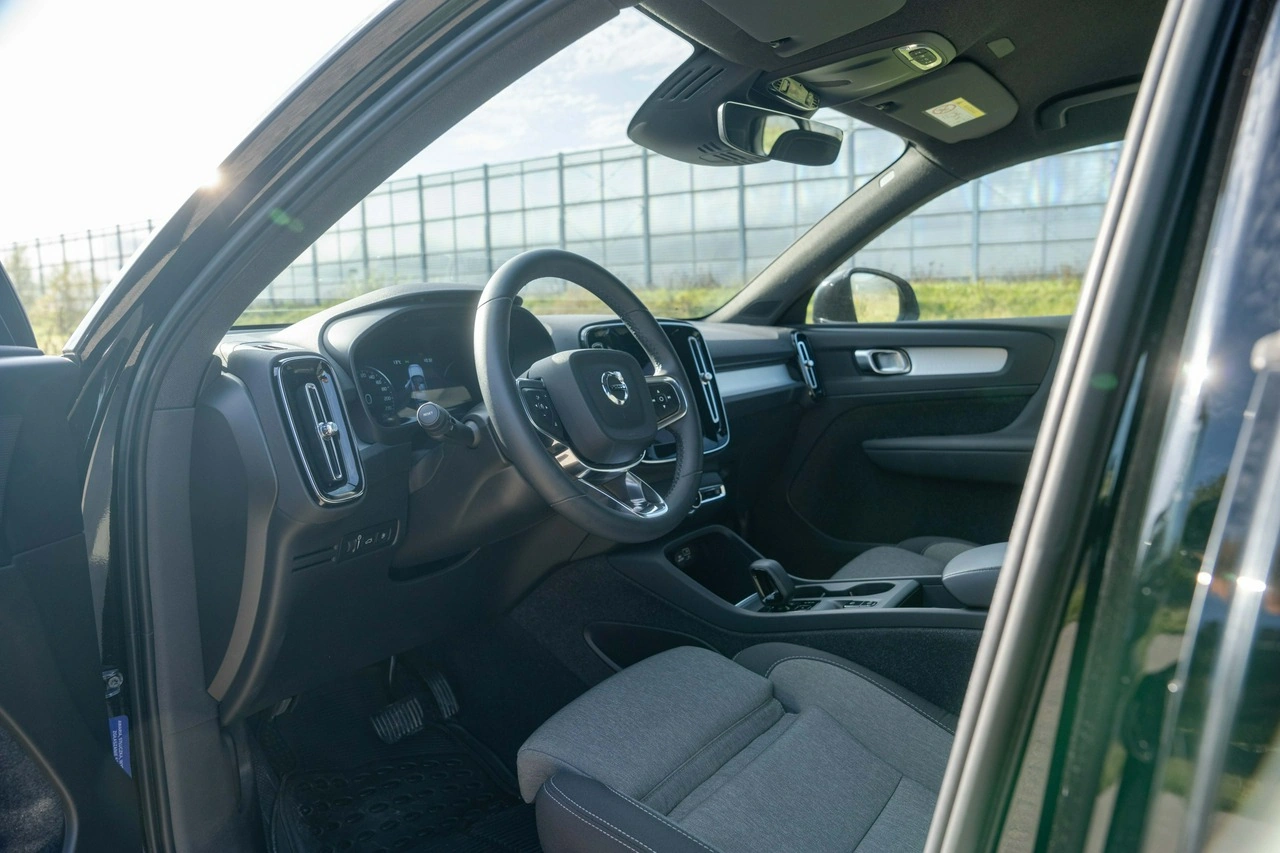 Volvo XC 40 - Zdjęcie 16
