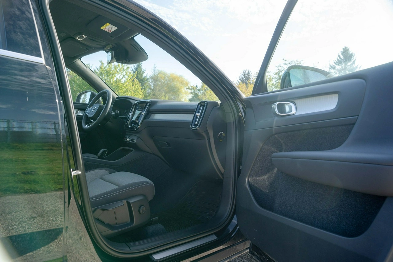 Volvo XC 40 - Zdjęcie 22