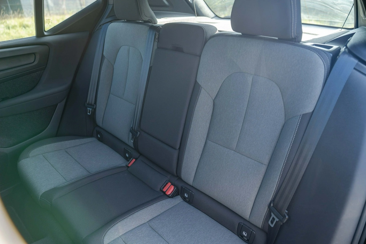 Volvo XC 40 - Zdjęcie 26