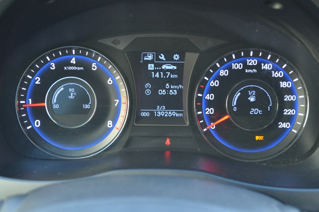 Hyundai i40 - Zdjęcie 18