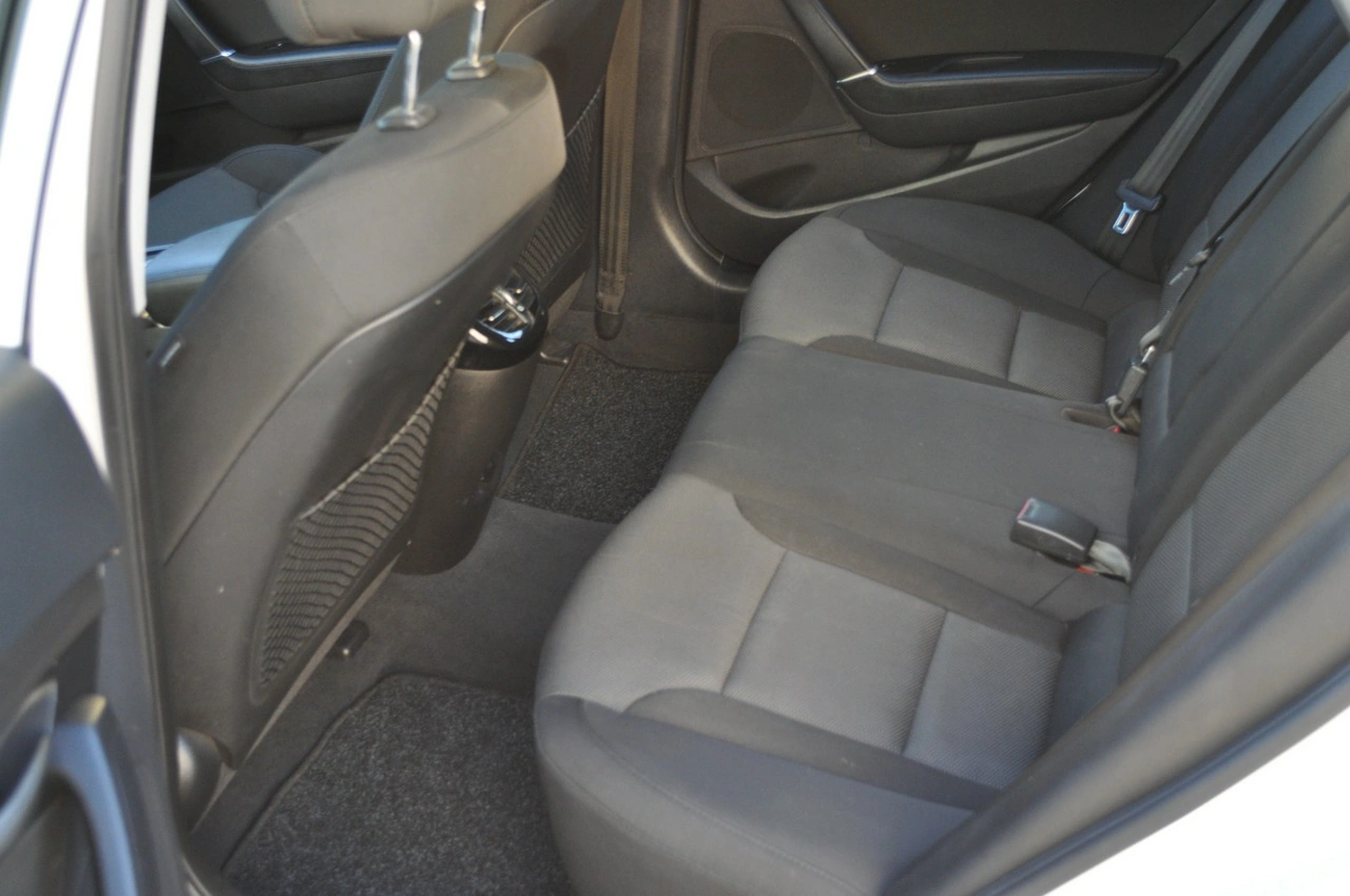 Hyundai i40 - Zdjęcie 23