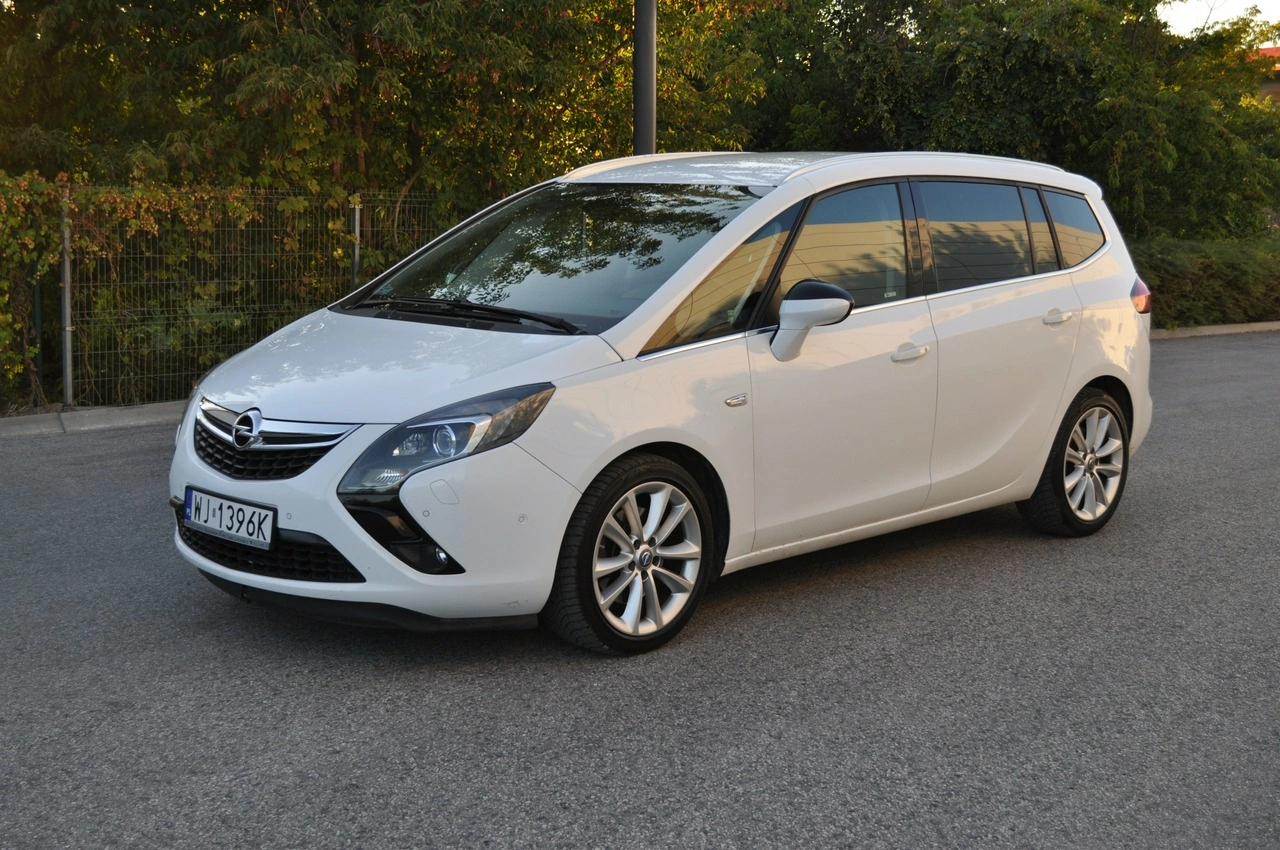 Opel Zafira - Zdjęcie 11