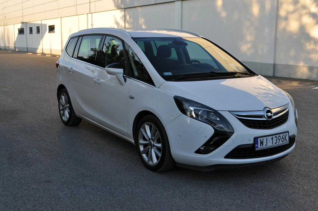 Opel Zafira - Główne zdjęcie