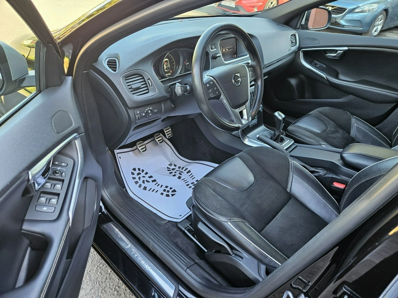 Volvo V40 - Zdjęcie 9