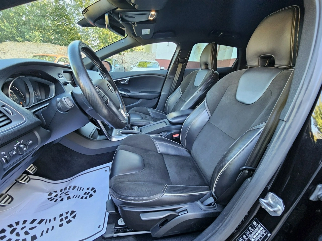 Volvo V40 - Zdjęcie 10