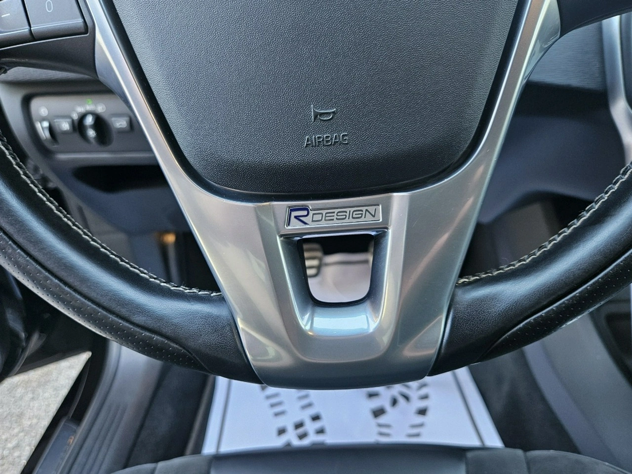 Volvo V40 - Zdjęcie 12