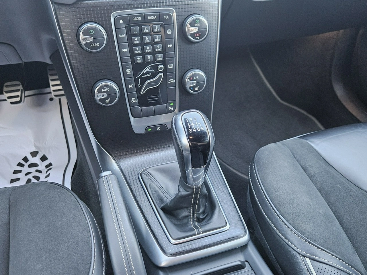 Volvo V40 - Zdjęcie 15