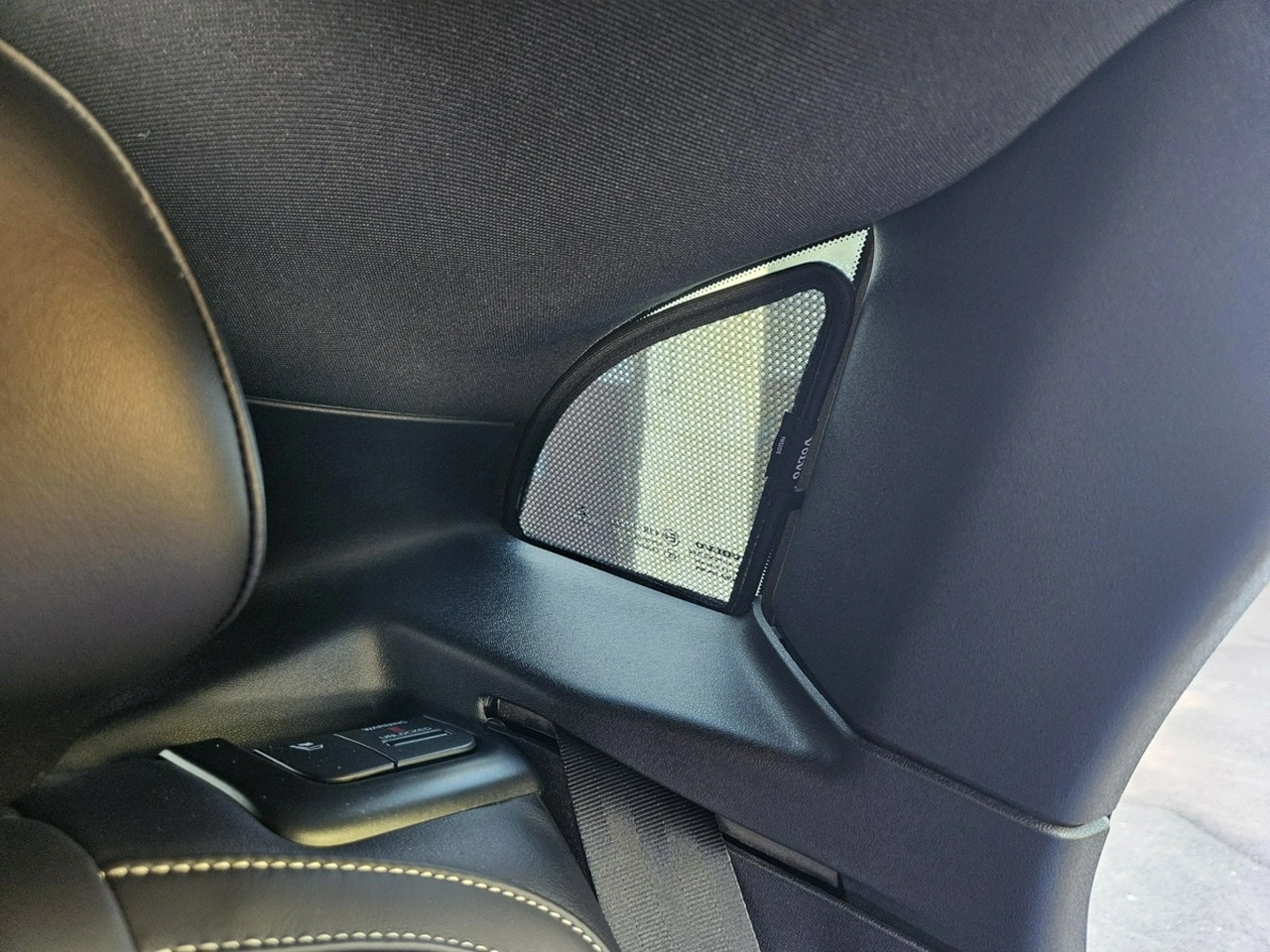 Volvo V40 - Zdjęcie 32