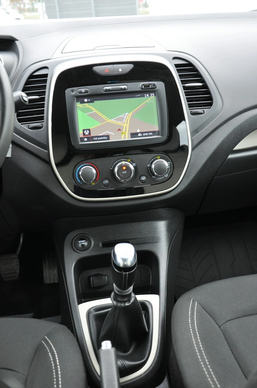 Renault Captur - Zdjęcie 23