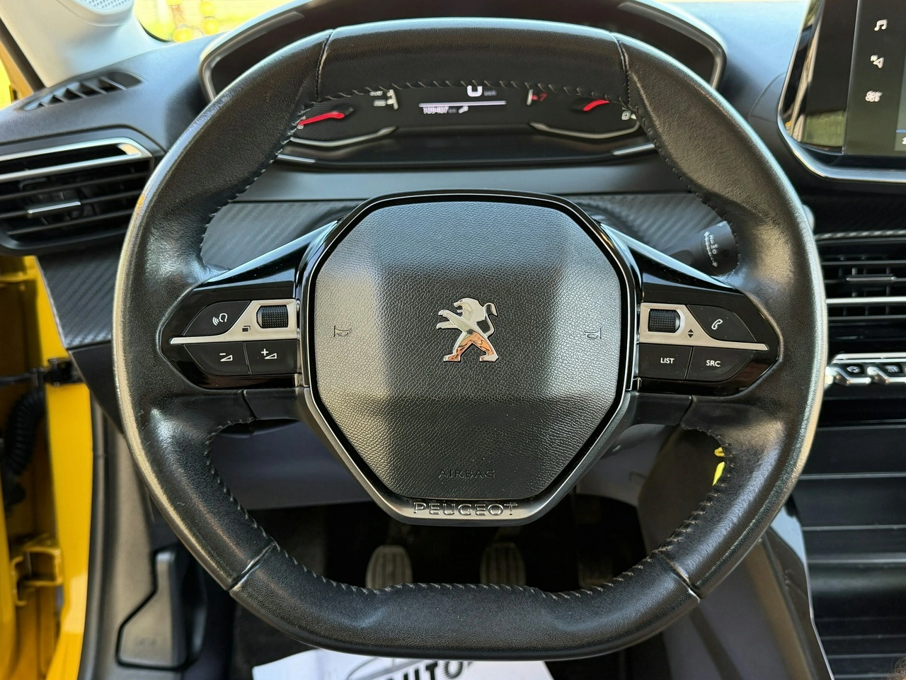 Peugeot 208 - Zdjęcie 10