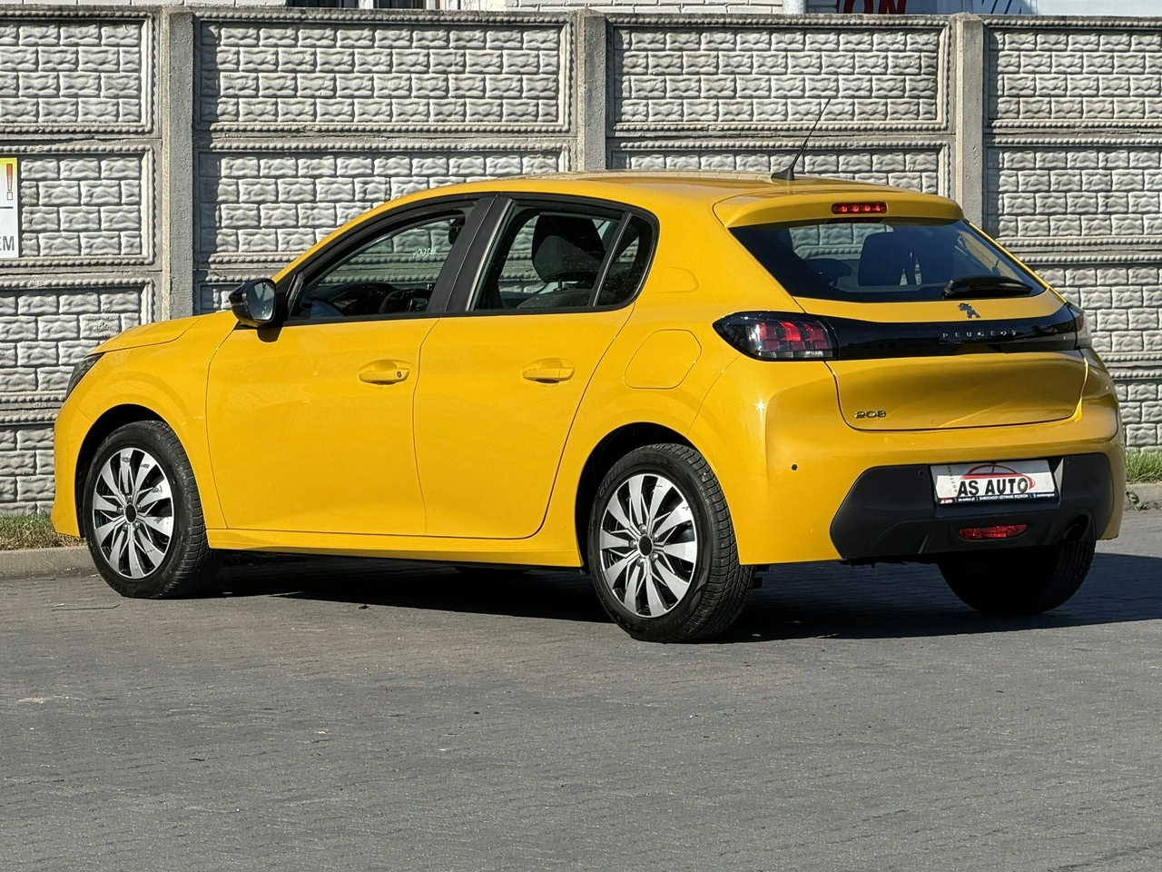 Peugeot 208 - Zdjęcie 33