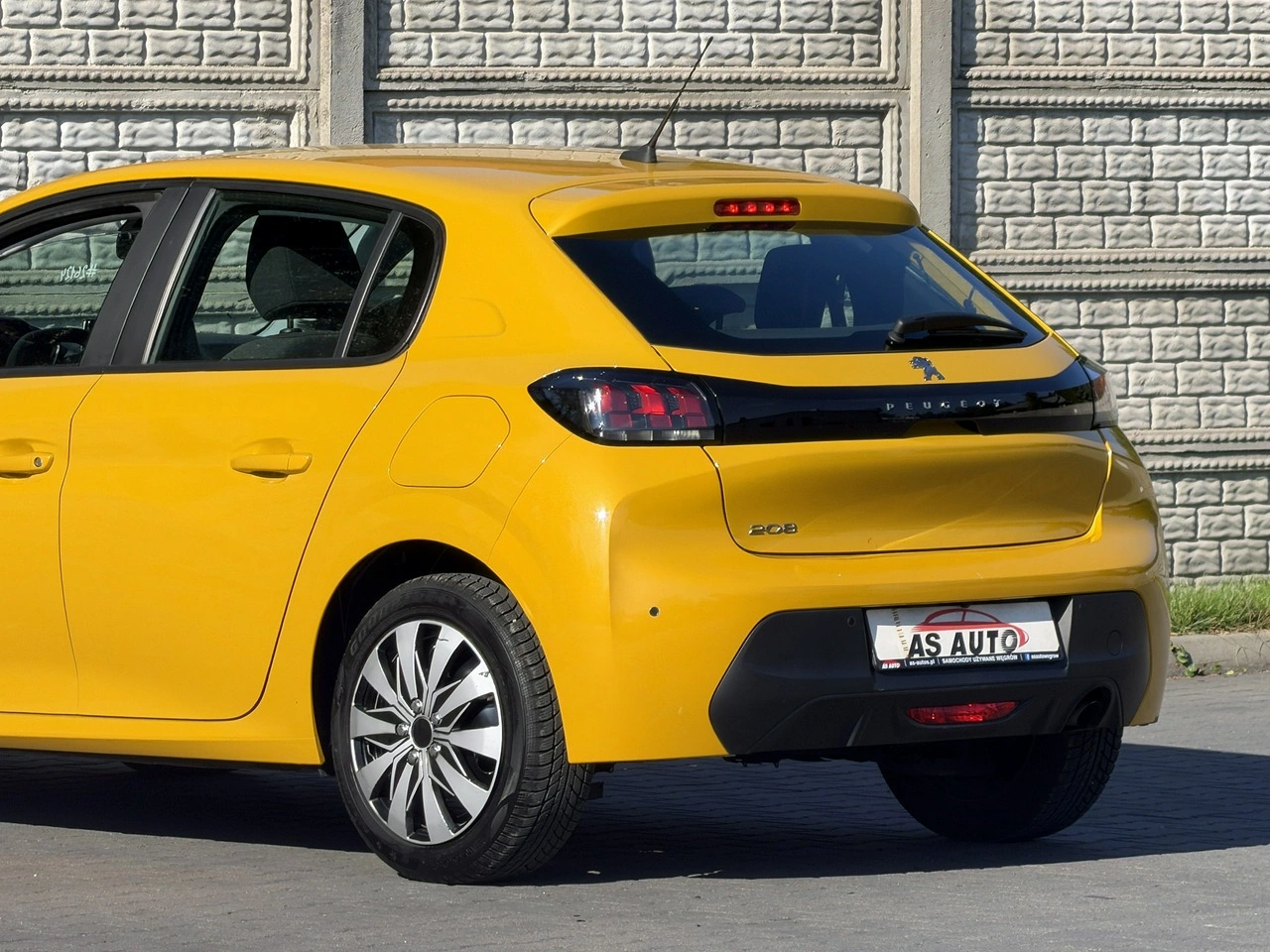 Peugeot 208 - Zdjęcie 34