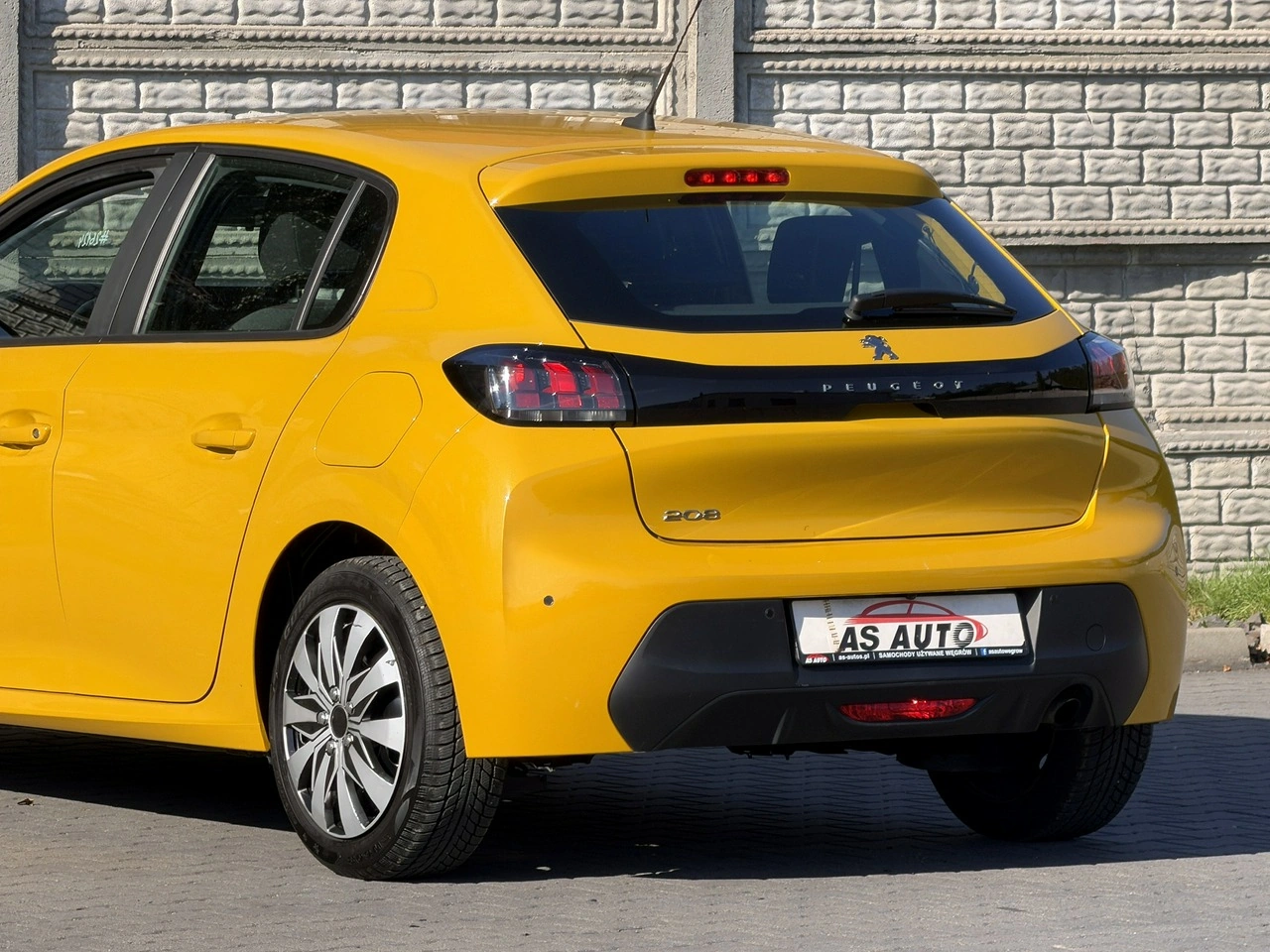 Peugeot 208 - Zdjęcie 36